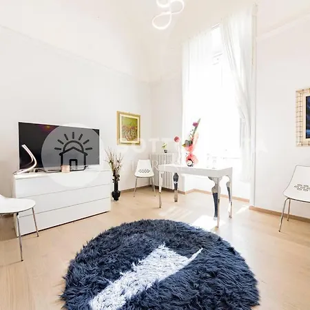 Contemporary Flat - Apartment *