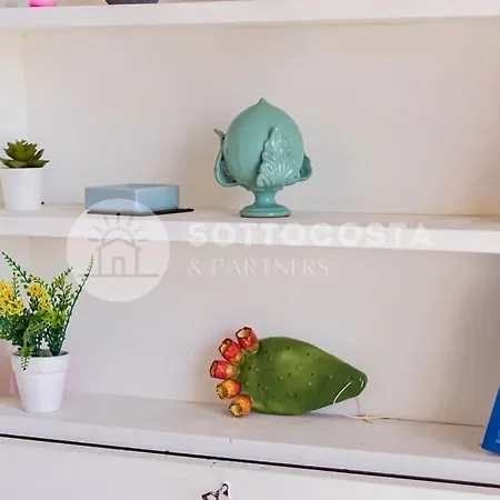 Contemporary Flat - *