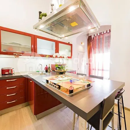 Contemporary Flat - Apartment