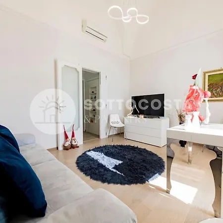 Contemporary Flat - *