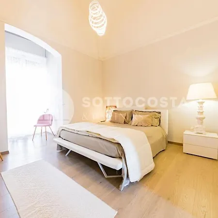 Contemporary Flat -